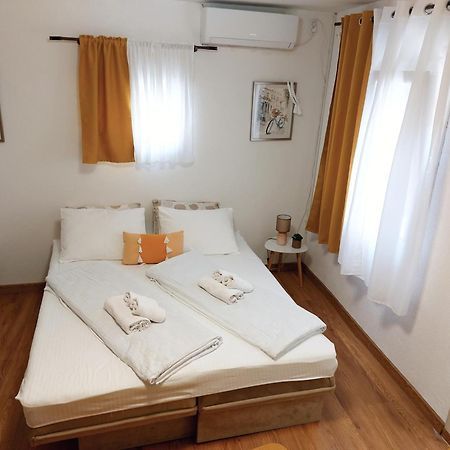 Ljubovic Apartman Подгорица Экстерьер фото