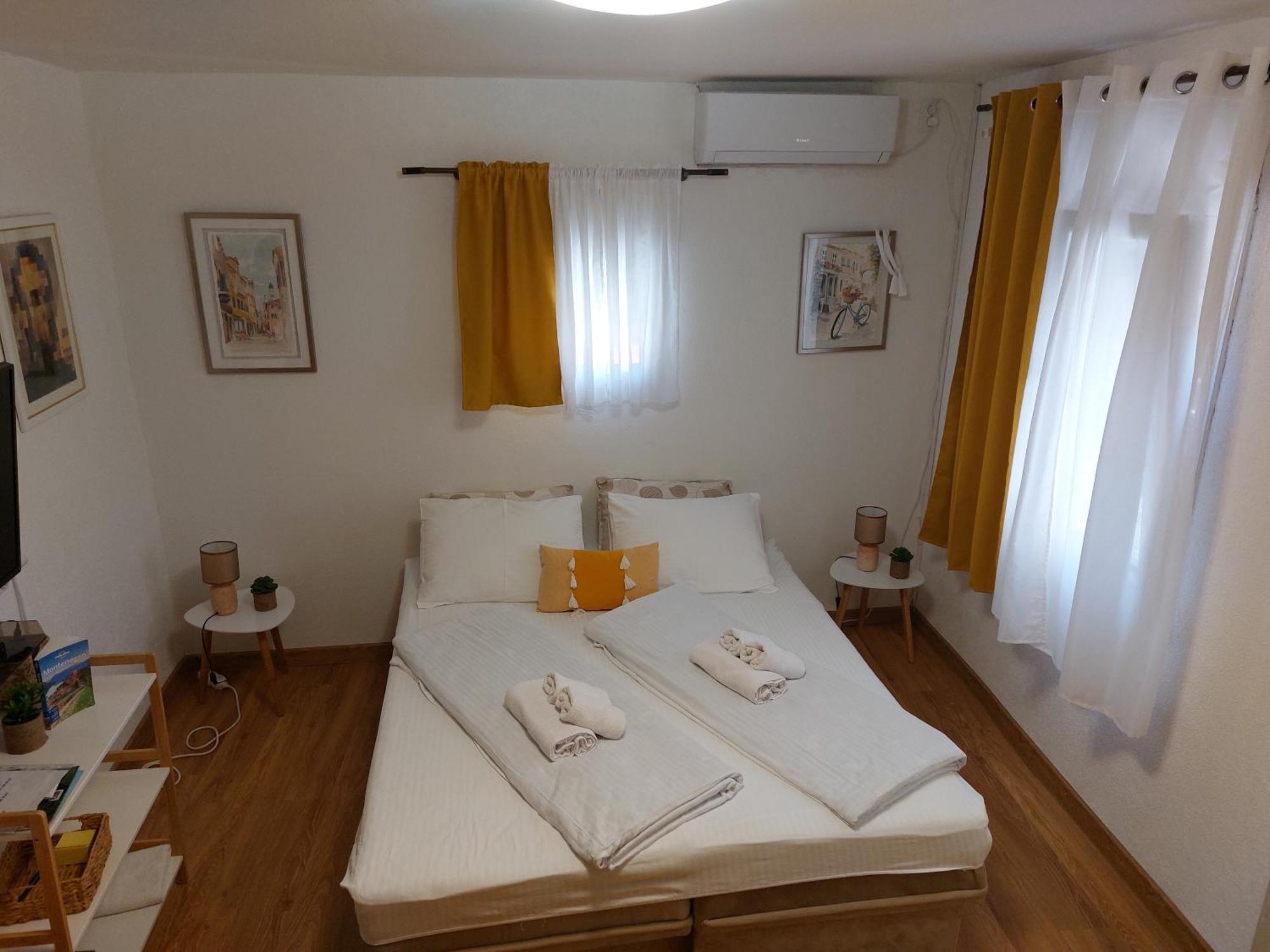 Ljubovic Apartman Подгорица Экстерьер фото